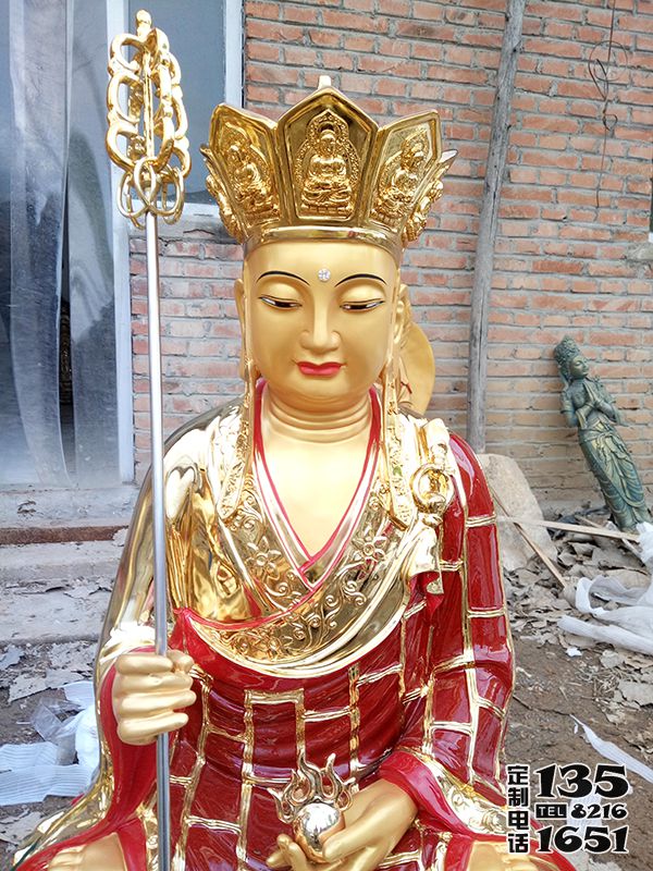 戶(hù)外景區(qū)玻璃鋼漆金地藏王雕塑